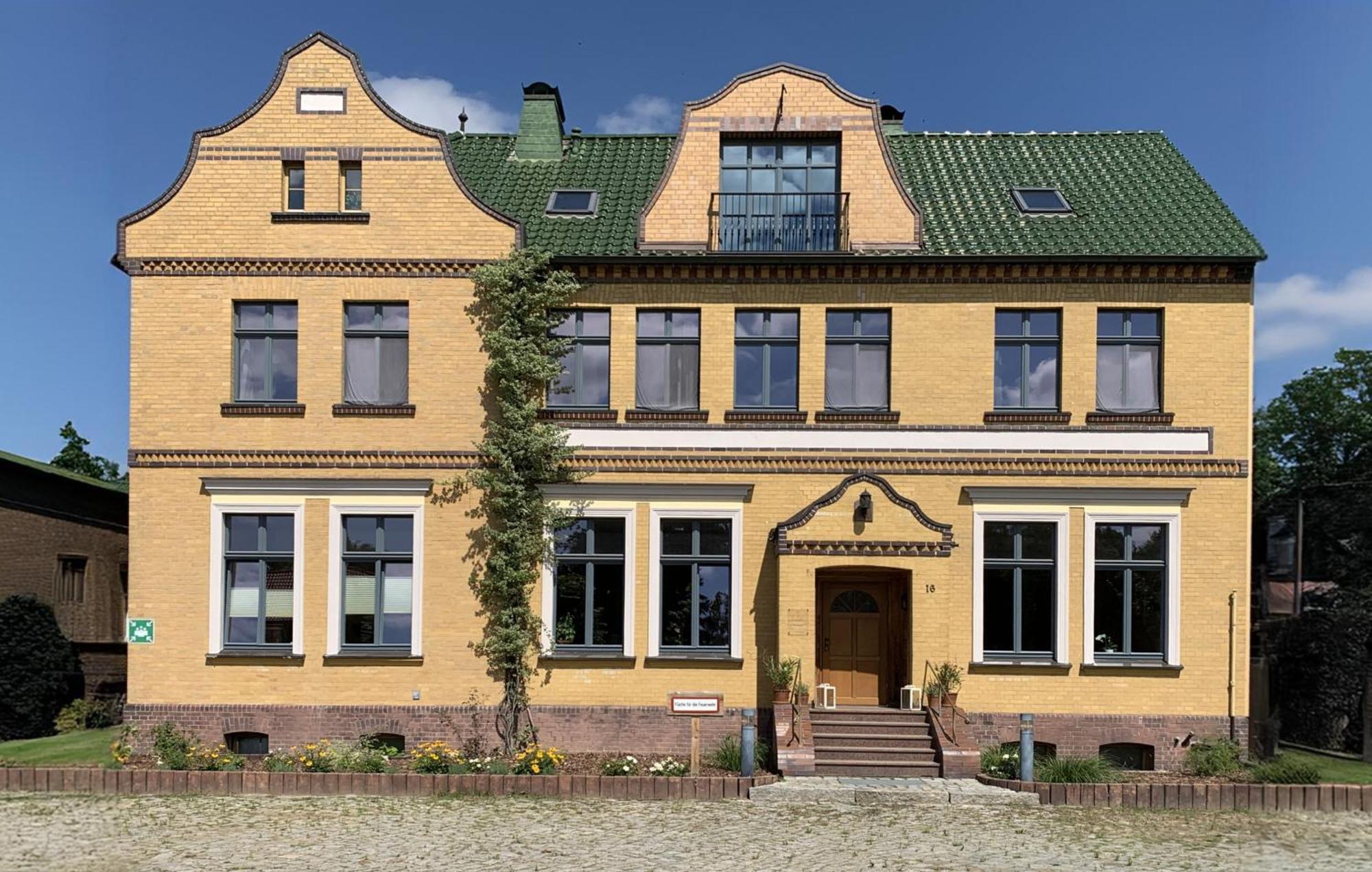 Alter Gasthof Missen Vetschau Bagian luar foto