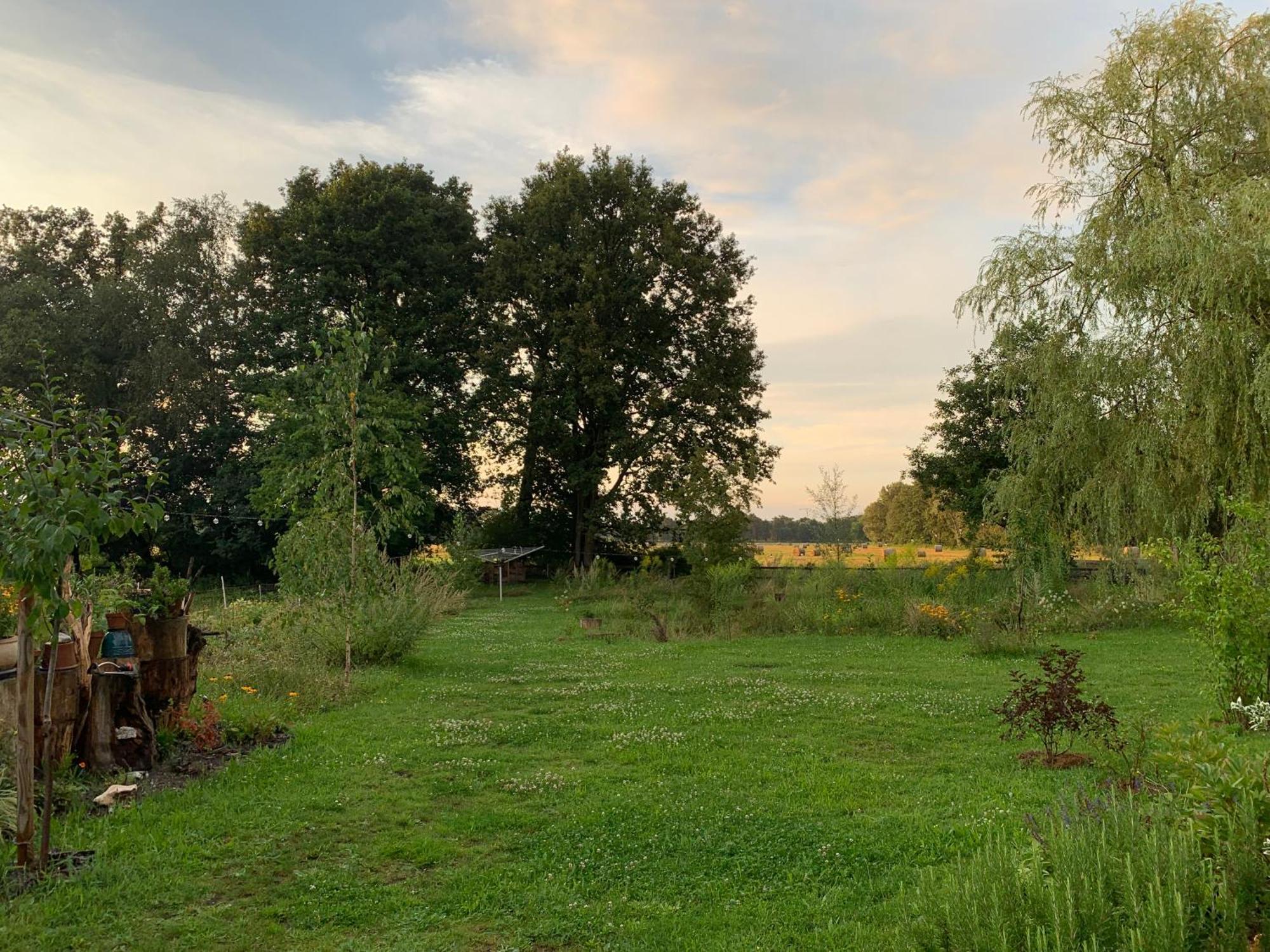 Alter Gasthof Missen Vetschau Bagian luar foto